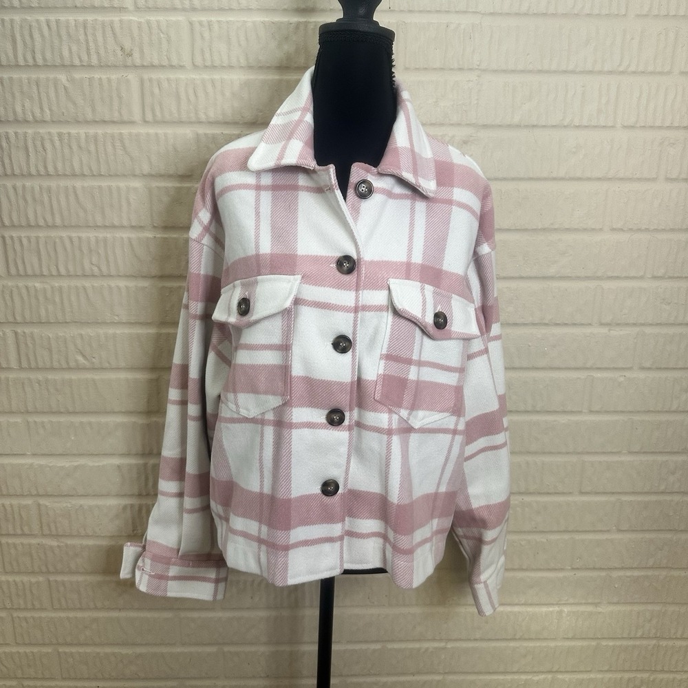 NWT Love Tree Size Large Pink White Plaid Shacket Shirt Jacket Boxy Cropped Fall